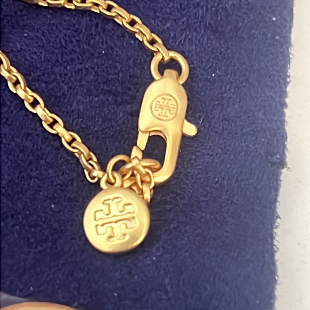 Tory Burch Heart & Square Necklace - Picture 4 of 16
